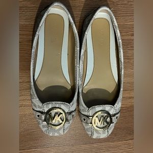 Michael Kors Flats size 6
